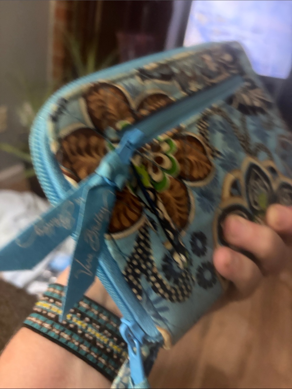 Vera Bradley Turquoise Floral Quilted Cosmetic Wristlet - Picture 4 of 6